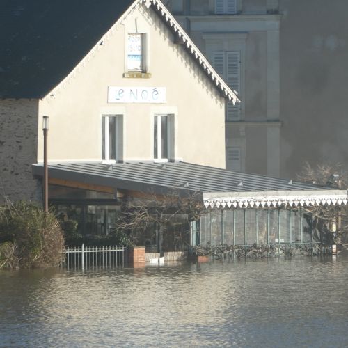 QUAIS A BOUCHEMAINE